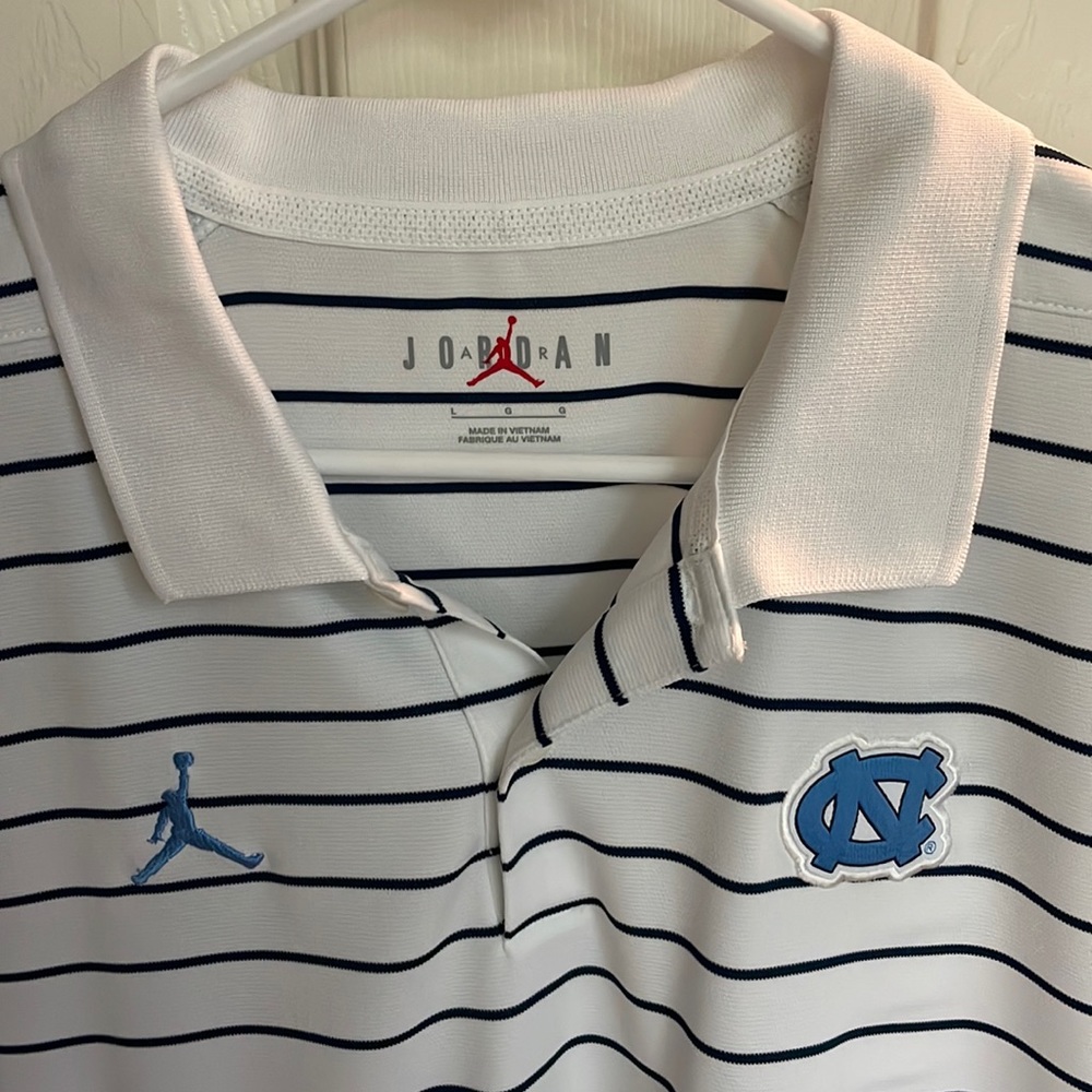 Nike - Jordan Brand North Carolina Tar Heels “On Field” Polo (L) - NWOT